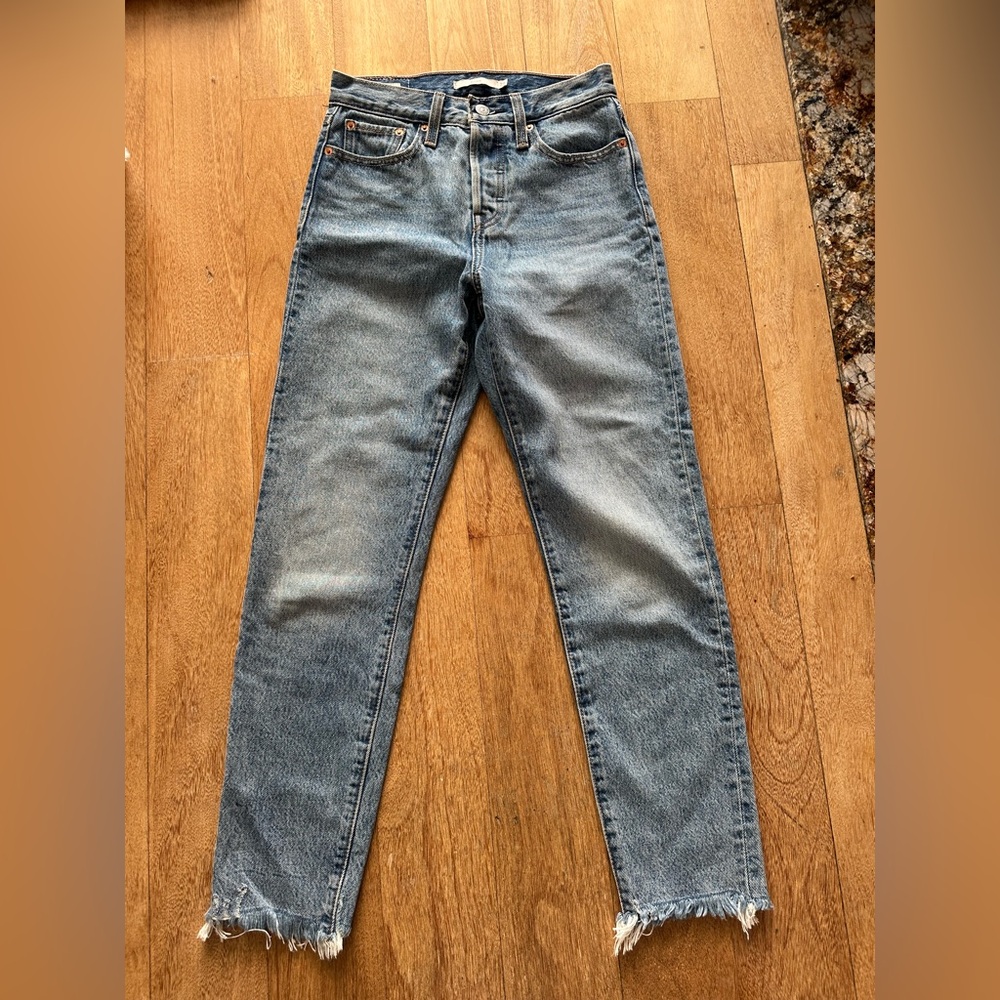 Levi’s wedge jeans